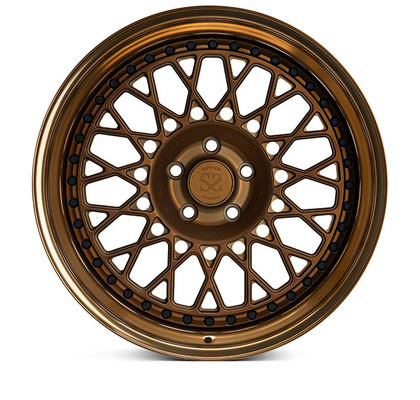 O estilo de Vossen 3 partes forjou as rodas que 20inch lustrou o bronze para bordas luxuosas do carro
